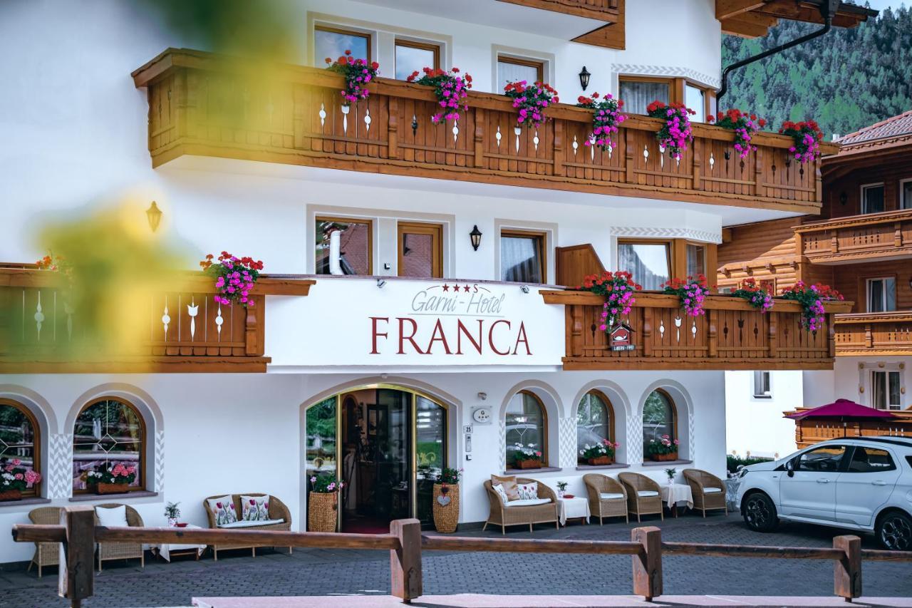 Garni Franca B&B Selva di Val Gardena Exterior photo
